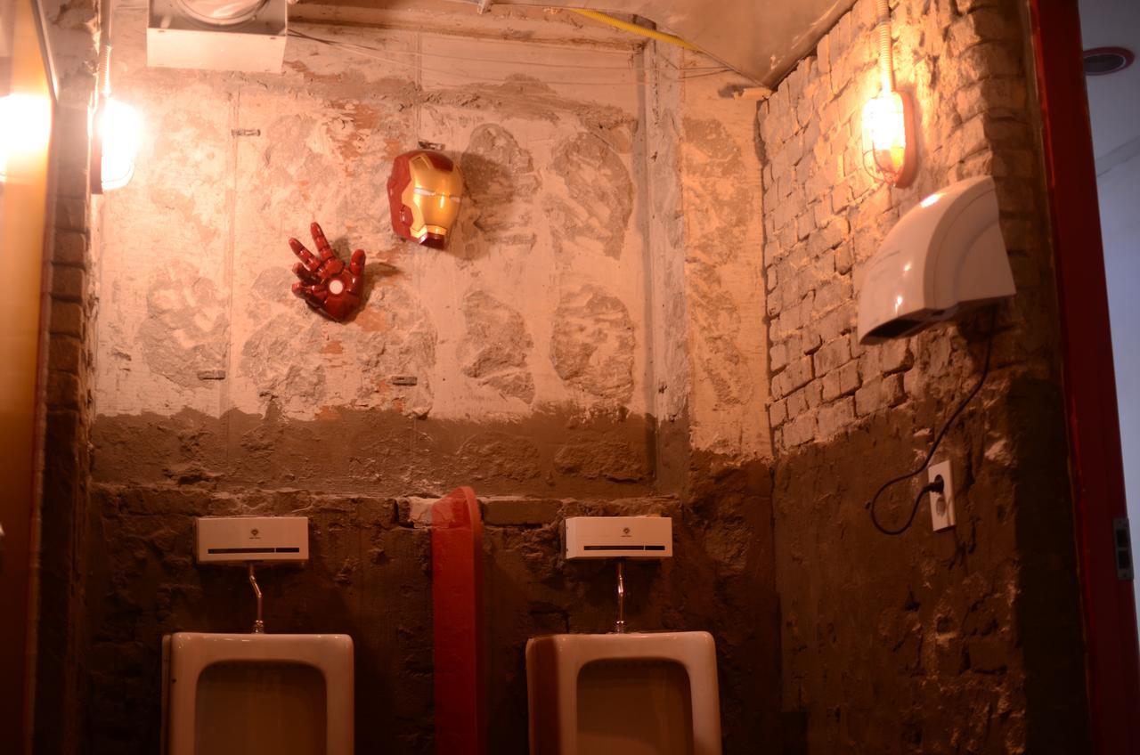 Kimchee Sinchon Guesthouse Сеул Экстерьер фото