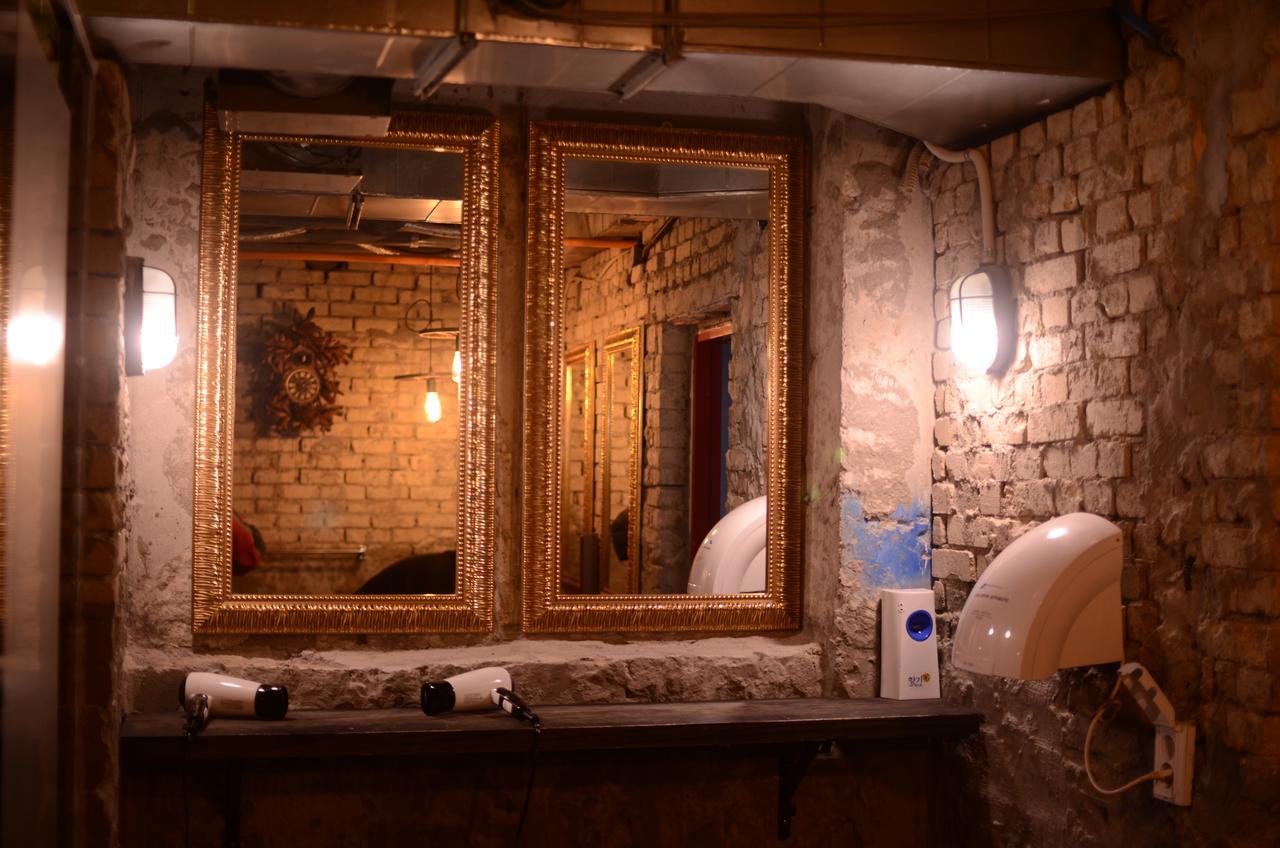 Kimchee Sinchon Guesthouse Сеул Экстерьер фото