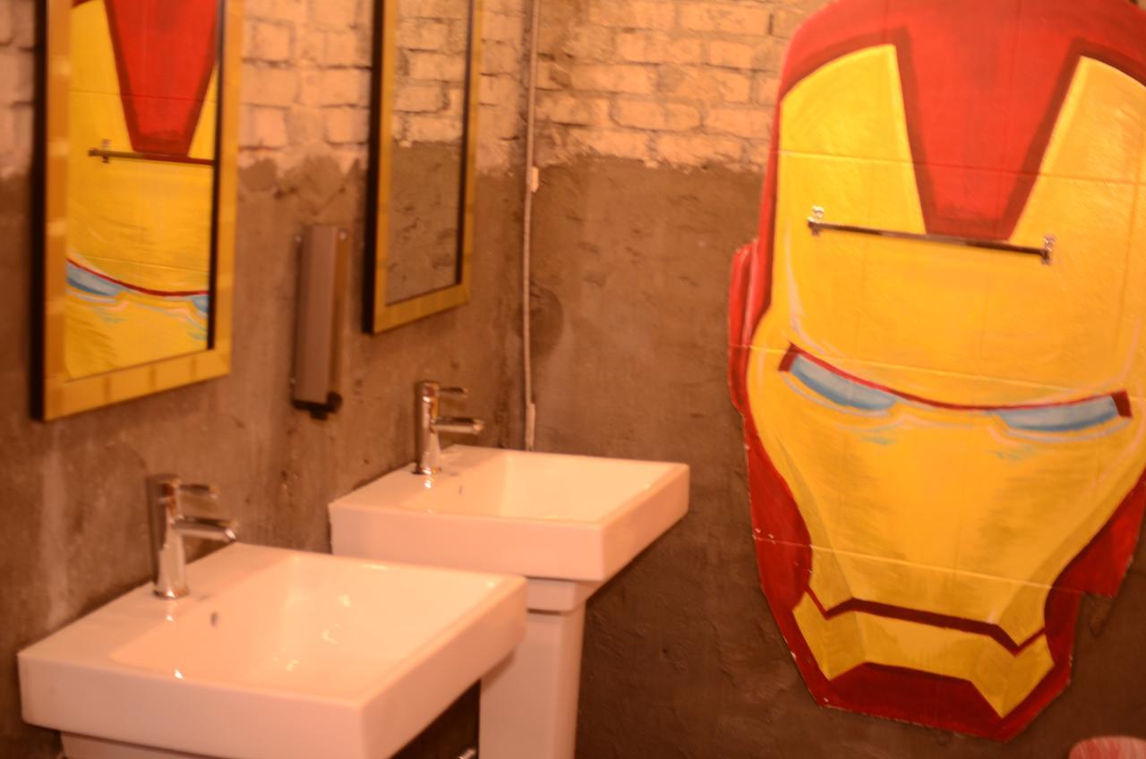 Kimchee Sinchon Guesthouse Сеул Экстерьер фото